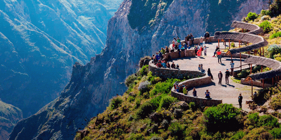 Tour Colca 2 Días Desde Arequipa | Cruz del Cóndor |